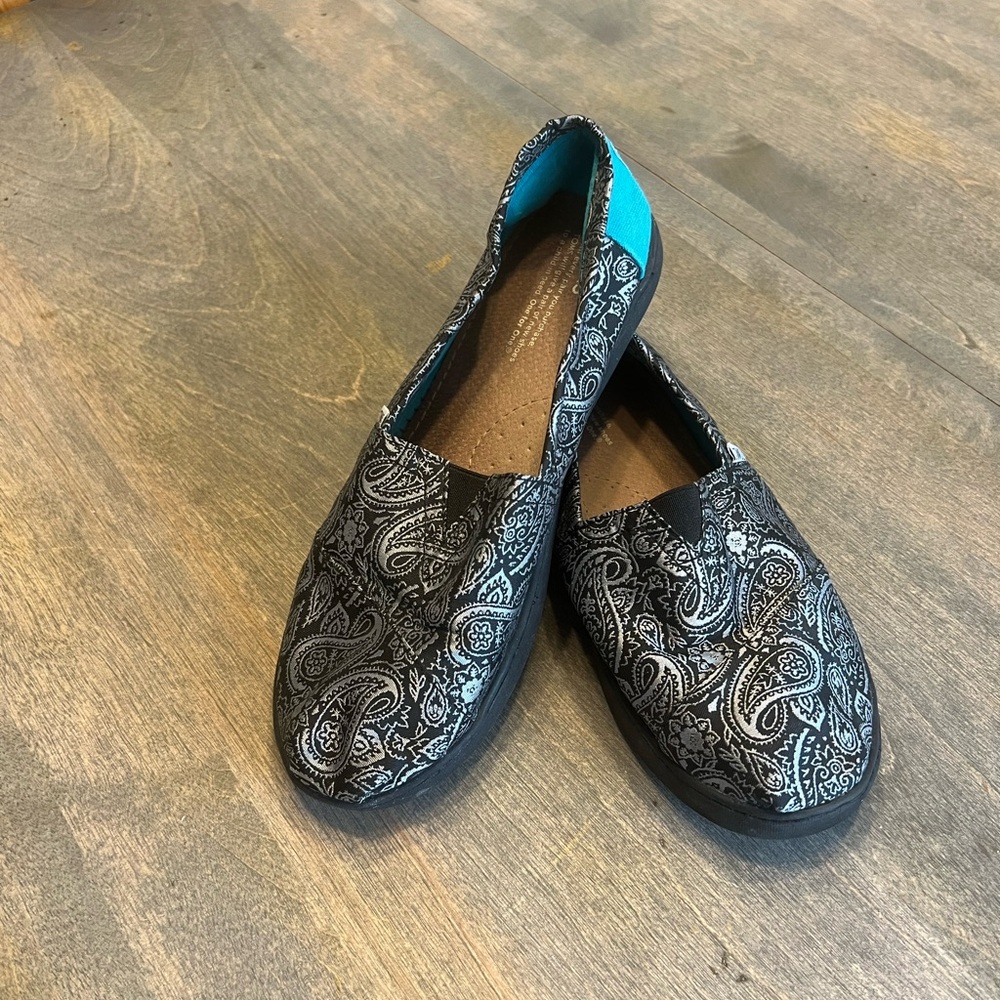 Toms Black Paisley Flats